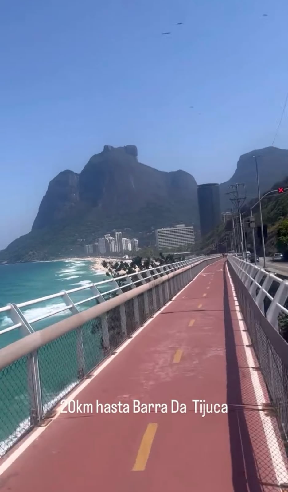 Recorrer Río de Janeiro en bicicleta: barrios, costa y uno de los tramos más increíbles del mundo - Imagen 4